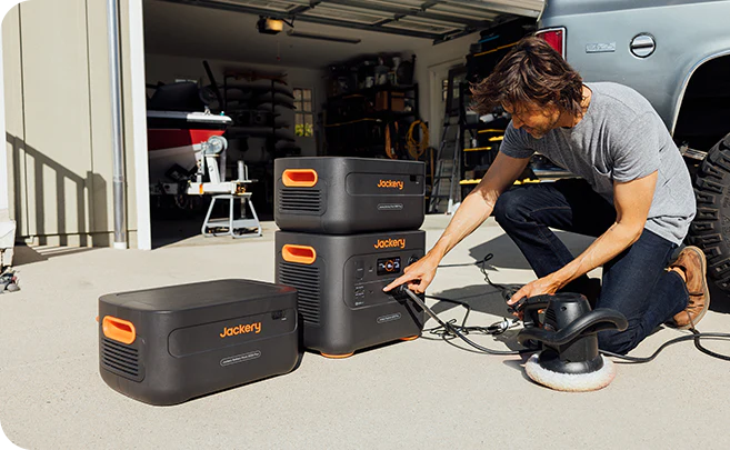 Jackery E2000 Plus Portable Power Station
