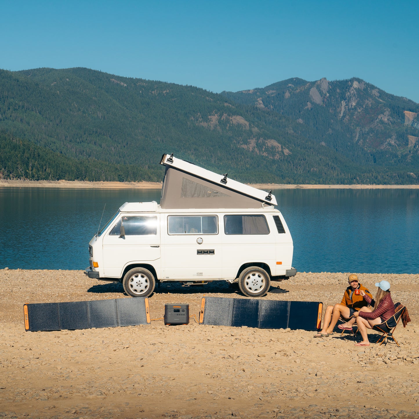 Jackery 200W SolarSaga Solar Panel